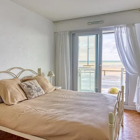 Les Goélands - Vue à Moins D1 Km De La *